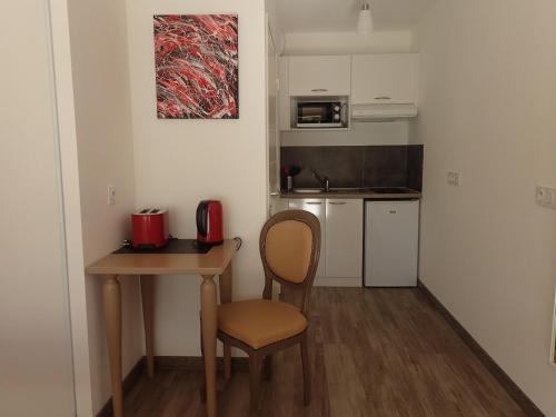 Les Jardins D'athena Hotel 5*